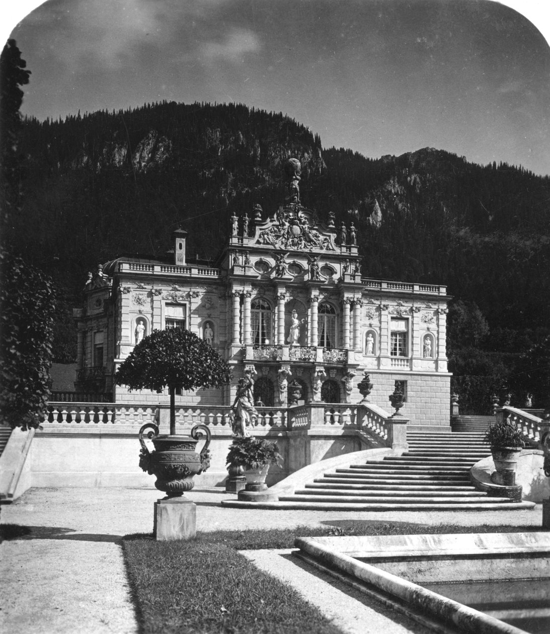 Linderhof-palota, Bajorország, Németország, 1900-as évek. alkotó: Wurthle and Sons