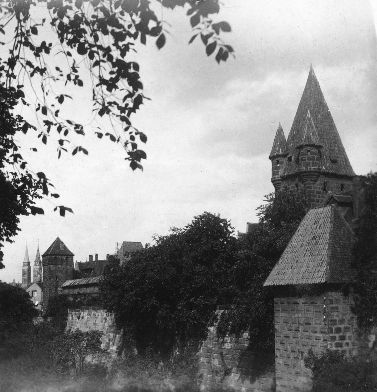 Stadtgraben, Bajorország, Németország, 1900-as évek. alkotó: Wurthle and Sons