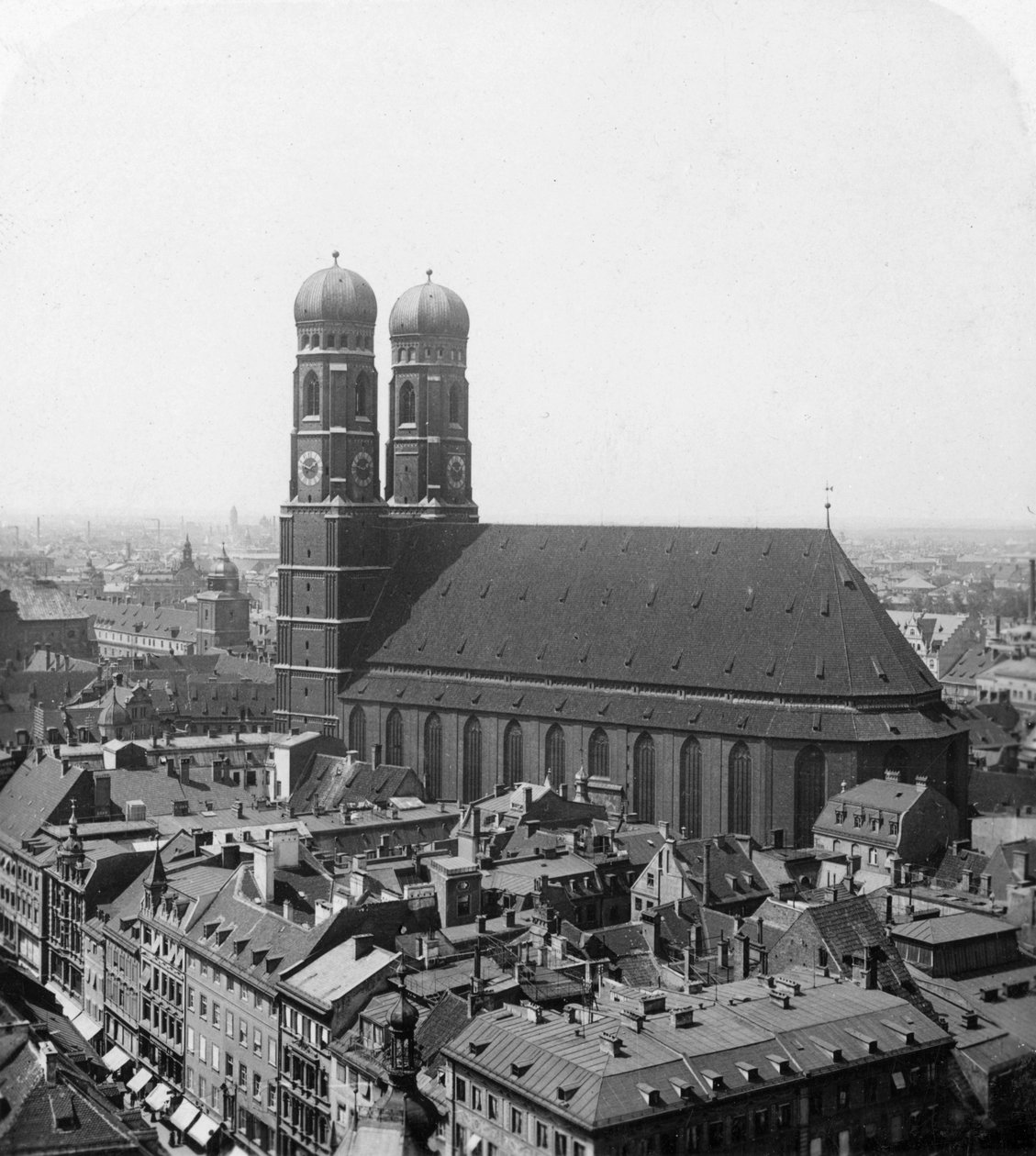 A Frauenkirche, München, Németország, 1900 körül. alkotó: Wurthle and Sons