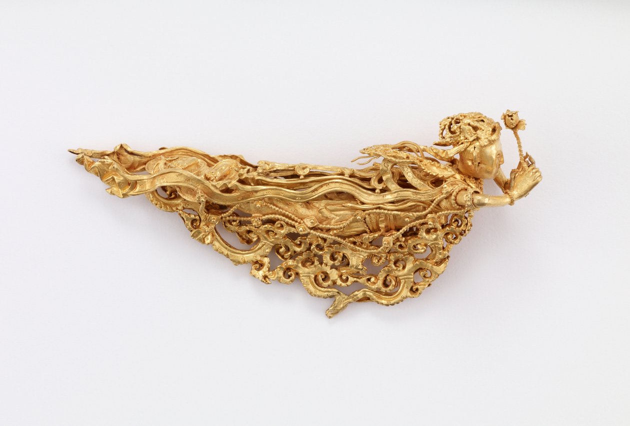 Az apsarasok, buddhista mennyei lények (arany) párjának egyike alkotó: Yuan Dynasty Chinese School
