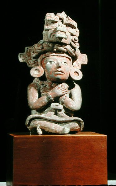 Temetési urna a „13 kígyó” zapotec istennőjének alakjában, 600-900 körül (kerámia) alkotó: Zapotec Zapotec