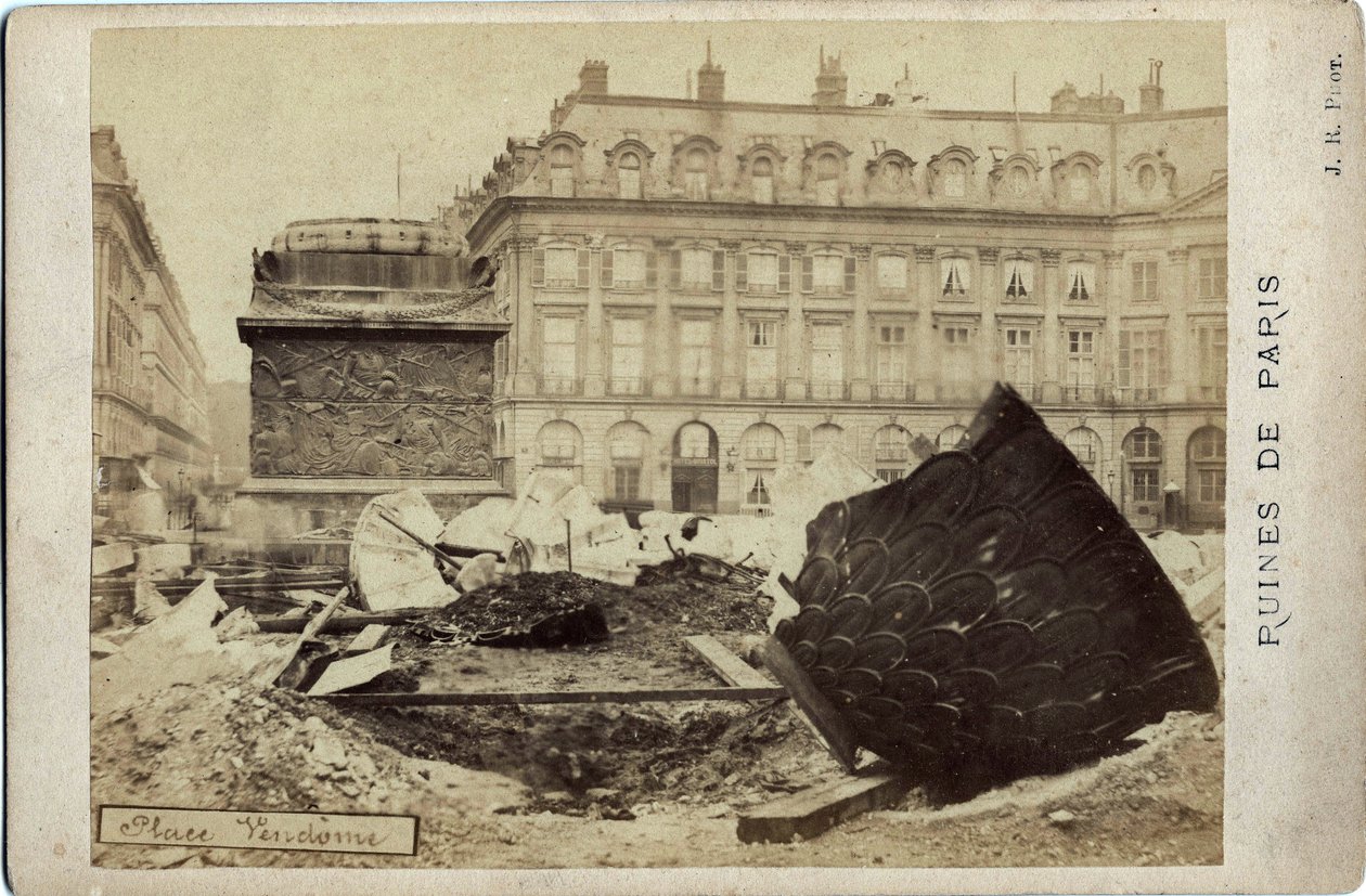 Párizs kommün (1871): a párizsi Place Vendome romjai. Fényképezés 1871. Méret.16,5x10,8 cm alkotó: Frederick (attr. to) Barnard