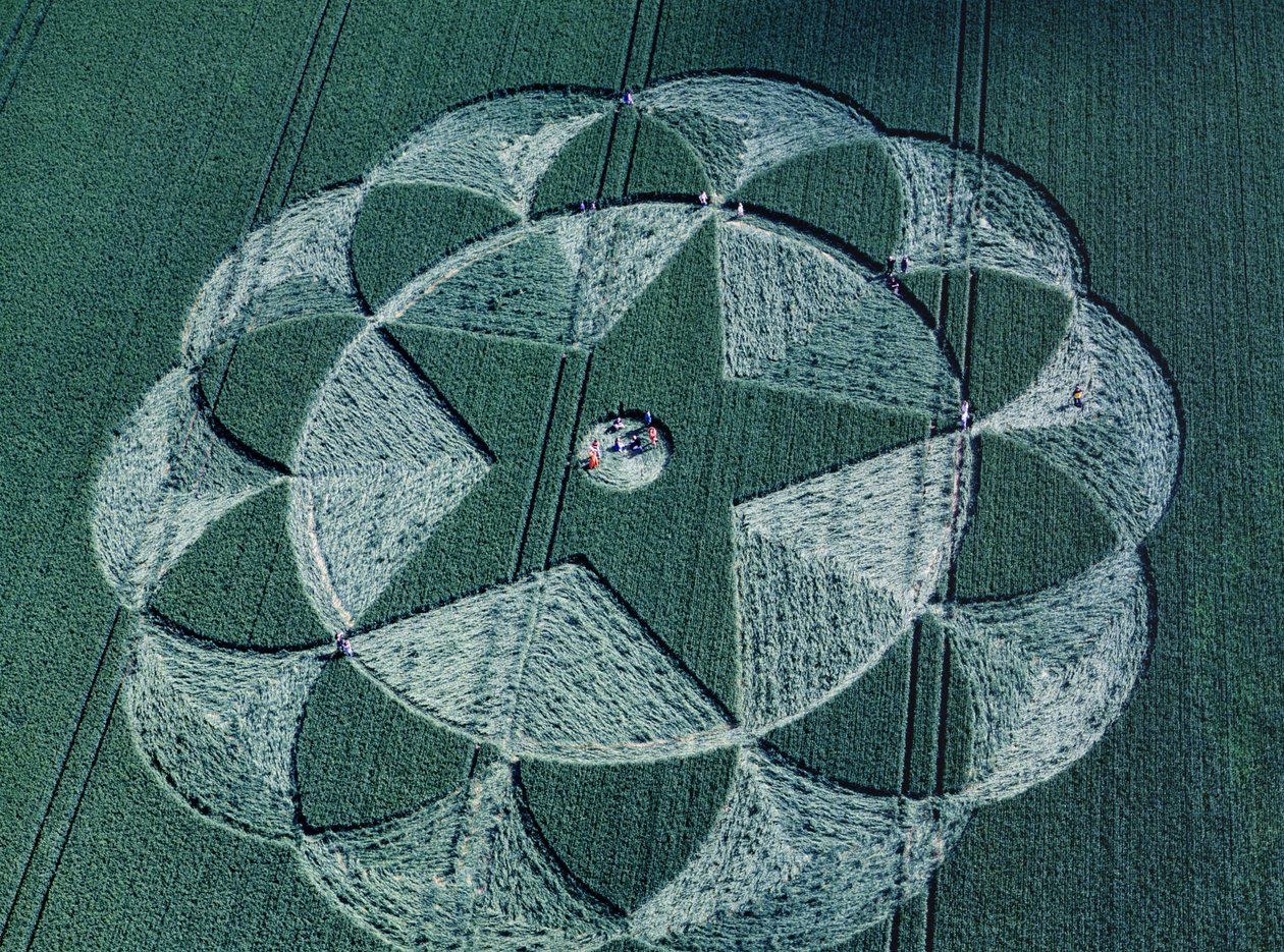 Gabonakör árpaföldön, Avebury Trusloe, Wiltshire, 1998. június 20. (légi fénykép) alkotó: Ferdinand Georg Waldmuller