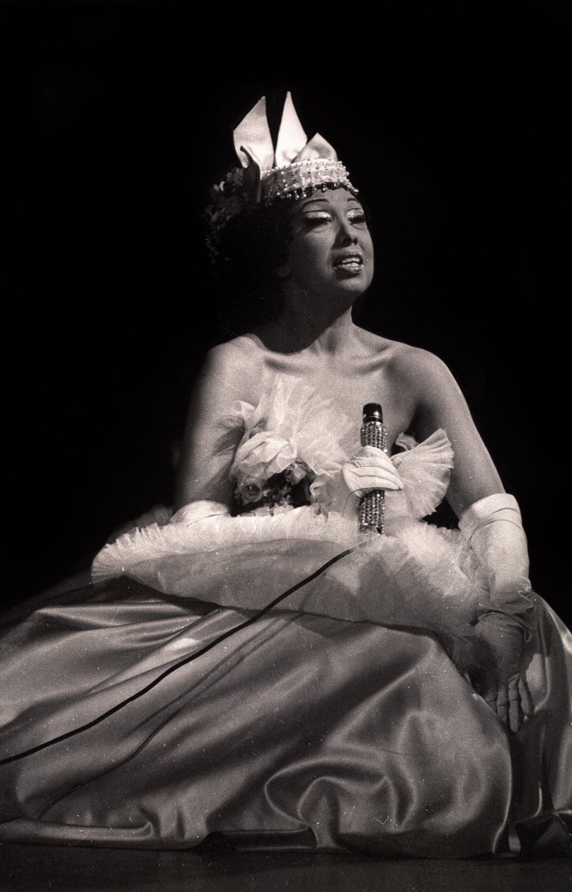 Josephine Baker alkotó: . .