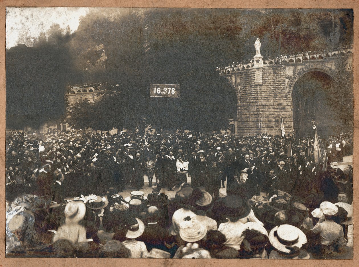 Pilermage de Lourdes. 1910 (f/w fotó) alkotó: . .