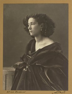 Nadar Sarah Bernhardt portréja 1864-ben alkotó: Nadar