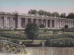Grand Trianon, Facade sur les Jardins, Great Trianon, Elölnézet a kertre (színes fotó) alkotó: (after) French Photographer