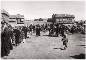 A bazár tér Bászrában, Irakban, 1925