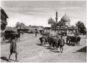 Kilátás az utcára az Északi Kapu felől, Bagdad, Irak, 1925. alkotó: A. Kerim