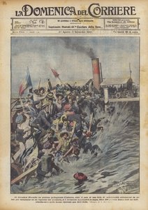 Arcachonban (Franciaország) egy úszó ponton beszállás, tömeg súlya alatt?