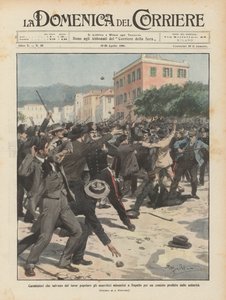 Karabinierek, akik megmentik a Rapallóban a hatóságok által betiltott tüntetésre összegyűlt anarchistákat a népi dühtől
