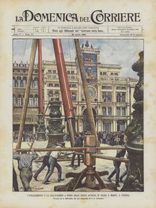 Az új antennák felemelése és elhelyezése a velencei Piazza S Marco-n