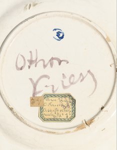 A „A krokodil nagy kígyót ropogtat” hátoldala, 1907 körül (ónmázas cserépedény) (lásd még: 489731)