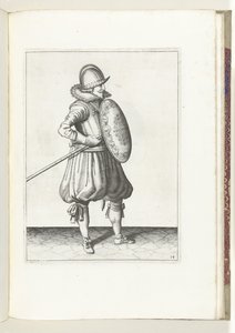 A gyakorlat pajzzsal és lándzsával: a katona két alkalommal hozza a lándzsát vontatási helyzetbe, második mozdulat (14. sz.), 1618 A Nassausche Wapen-Handelinge, van Schilt, Kémek, Rappier ende Targe : a figura ábrázolja, és az új után pózol alkotó: Adam van Breen