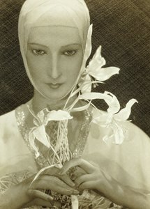 Elizabeth Arden hirdetése, kiszállás