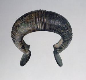 Karkötő, Reallon, Hautes-Alpes (bronz)
