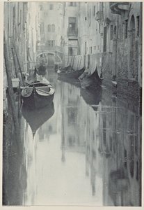 Egy kis Velence, negatív 1894, megjelent 1898 (tónusos fotógravúr) alkotó: Alfred Stieglitz