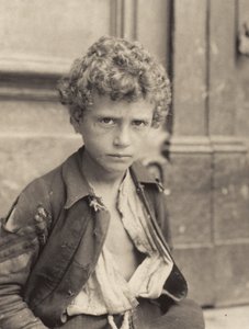 Egy velencei utcagyerek alkotó: Alfred Stieglitz