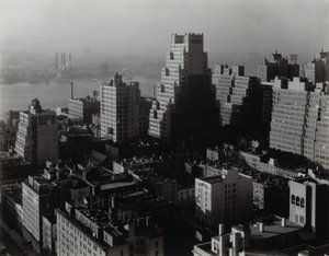 Az ablakomból a Sheltonban, délkeleti irányból alkotó: Alfred Stieglitz
