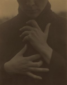 Georgia O’Keeffe – Kezek alkotó: Alfred Stieglitz