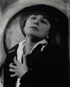Georgia O’Keeffe alkotó: Alfred Stieglitz