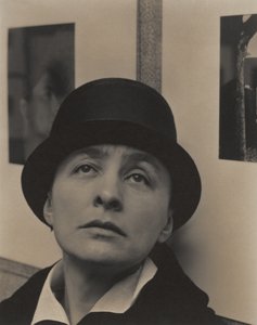 Georgia O’Keeffe alkotó: Alfred Stieglitz