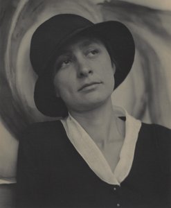  alkotó: Alfred Stieglitz