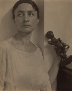 Georgia O’Keeffe és a Matisse-szobor alkotó: Alfred Stieglitz