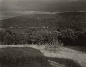 A George-tó a dombról nézve alkotó: Alfred Stieglitz