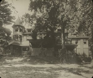 Oaklawn House, (keleti oldal) alkotó: Alfred Stieglitz
