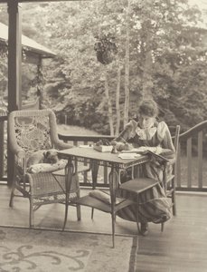 A verandán, Oaklawn, Lake George alkotó: Alfred Stieglitz