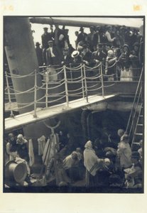 The Steerage, a 291-es folyóiratból, 1. sz. 7–8 alkotó: Alfred Stieglitz