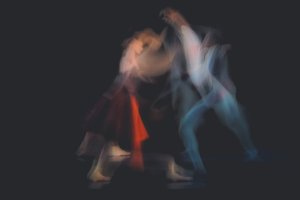 alkotó: Ali Saremi