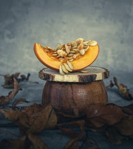 alkotó: Amal Ahmed