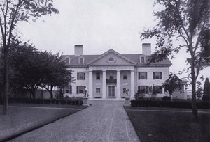 Charles A Platt: Villasera, The East Elevation (f/w fotó) alkotó: American Photographer (after)