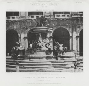 Szökőkút a Piazza Della Madonnán, Loreto, Olaszország (f/w fotó)