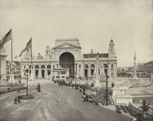 A Grand Plaza túloldalán, észak felé alkotó: American Photographer