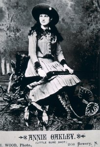 Annie Oakley (1860-1926) (f/w fotó) alkotó: American Photographer