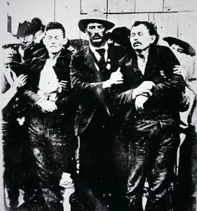 Bob és Grat Dalton ügyvédekkel alkotó: American Photographer
