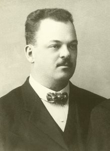 Gideon Sundback (fekete-fehér fénykép) alkotó: American Photographer