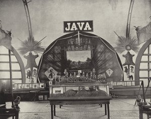 Javas furcsa kiállítás alkotó: American Photographer