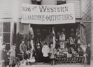 Klondike Outfitters üzlet, Cordova Street, Vancouver 1897 (f/w fotó) alkotó: American Photographer