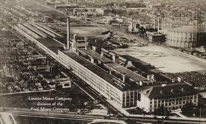 A Ford Motor Company Lincoln Motor Company részlege, Detroit, Michigan alkotó: American Photographer