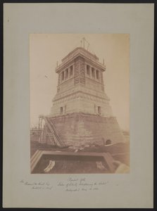 A "világot megvilágító Szabadság-szobor" talapzata, amelyet Richard Morris Hunt tervezett, építés közben, 1886. május 16. alkotó: American Photographer