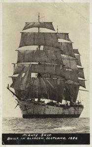Kalózhajó, 1886-ban épült Glasgow-ban, Skóciában alkotó: American Photographer