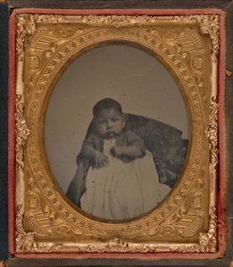 Egy csecsemő portréja,c. 1860 (fotó) alkotó: American Photographer