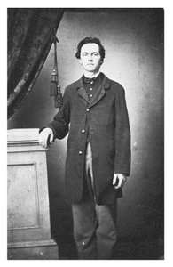Fiatal férfi portréja (fekete-fehér fotó) alkotó: American Photographer