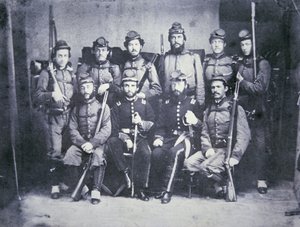 A Konföderációs Hadsereg Charleston Zouave kadétjai alkotó: American Photographer