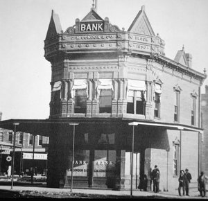 A Condon Bank, Coffeyville, Kansas alkotó: American Photographer
