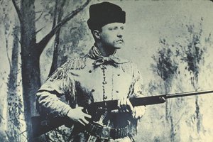 Theodore Roosevelt vadászruhában, 1885 körül (f/w fotó) alkotó: American Photographer